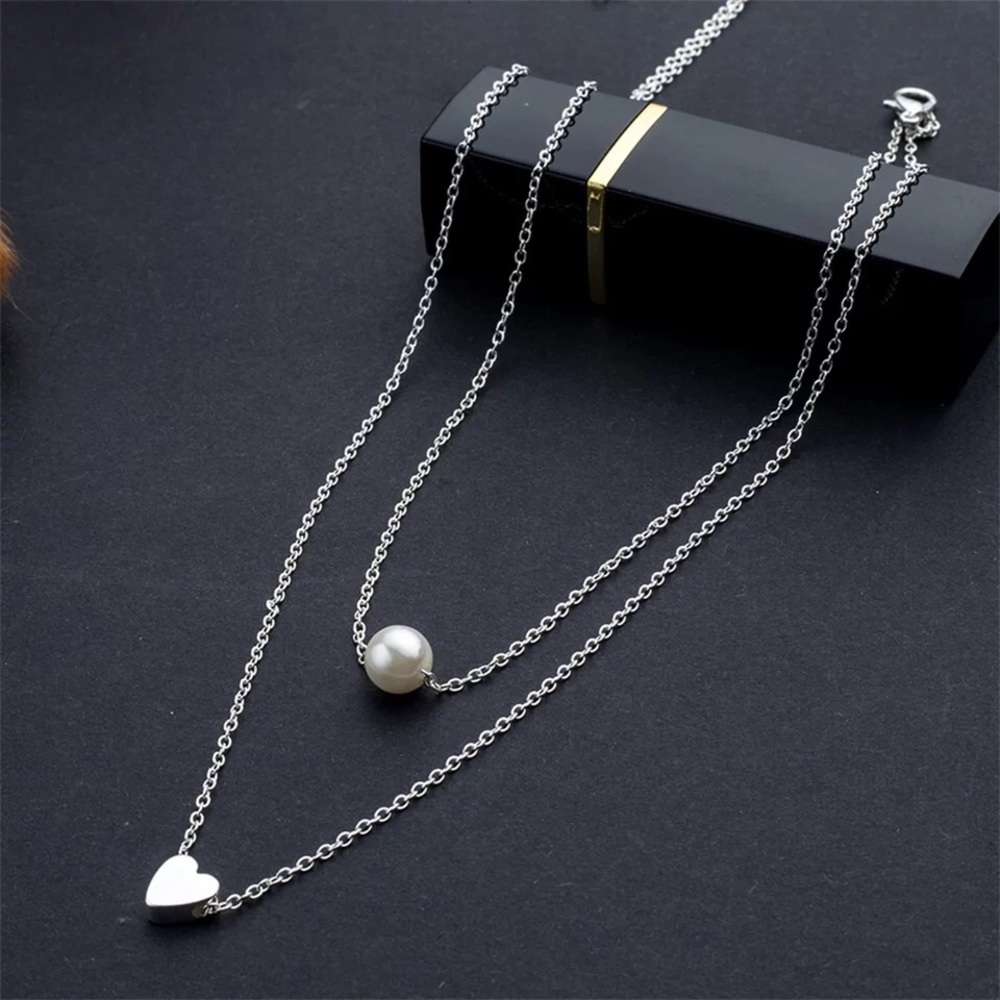 3/$25⚡️heart & faux pearl multilayer necklace - Picture 3 of 8